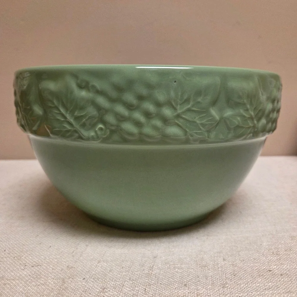 Portugal Sage Green Ceramic Grapevine Embossed Mixing bowl